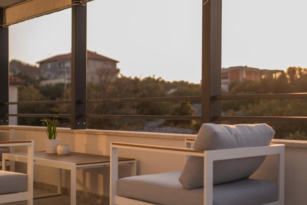 Villa Magna Luxury Apartments 穆泰尔岛 外观 照片