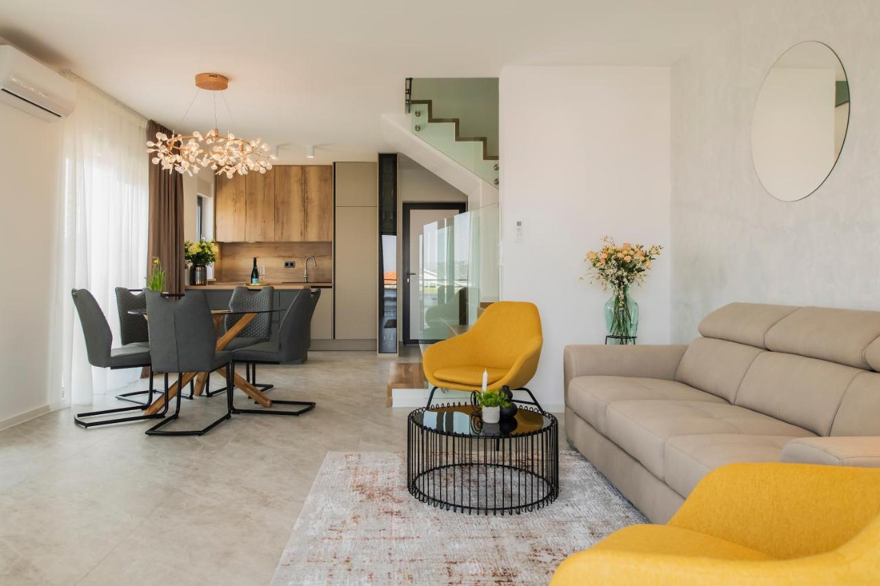 Villa Magna Luxury Apartments 穆泰尔岛 外观 照片