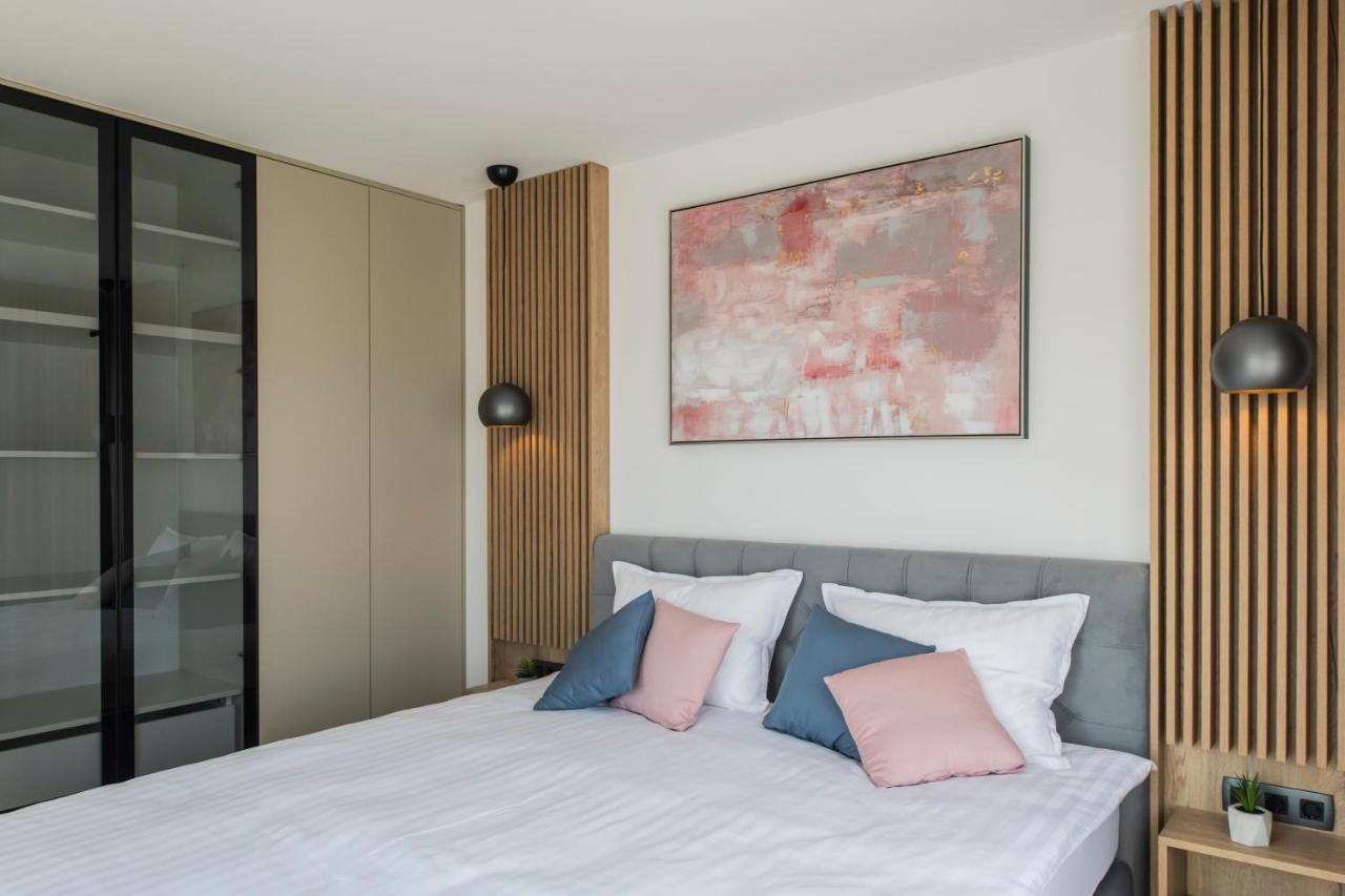 Villa Magna Luxury Apartments 穆泰尔岛 外观 照片