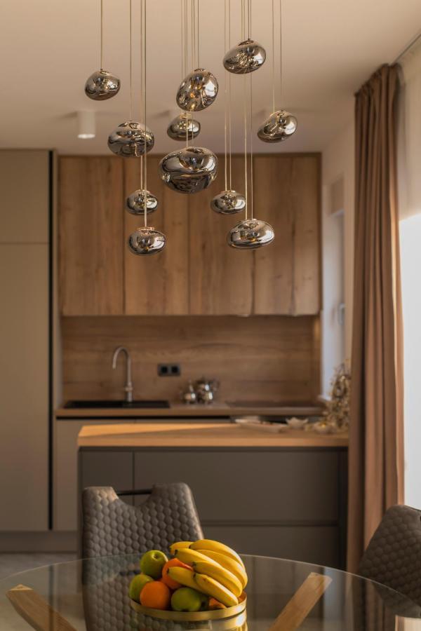 Villa Magna Luxury Apartments 穆泰尔岛 外观 照片