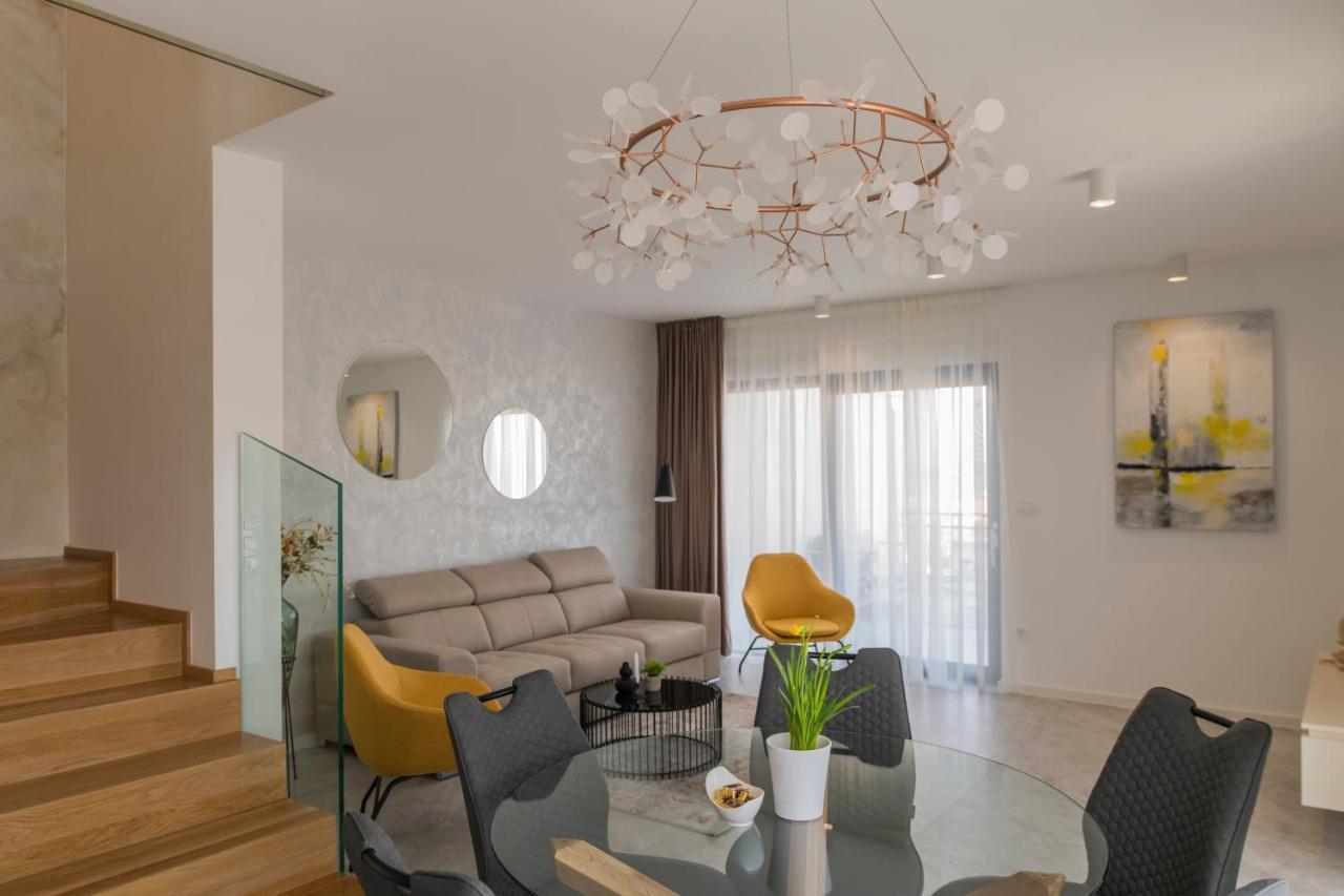 Villa Magna Luxury Apartments 穆泰尔岛 外观 照片